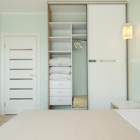 קייב 21-212 Petrovdom In Mint Apartments At Rc Kvartet Near Central Railway Station מראה חיצוני תמונה